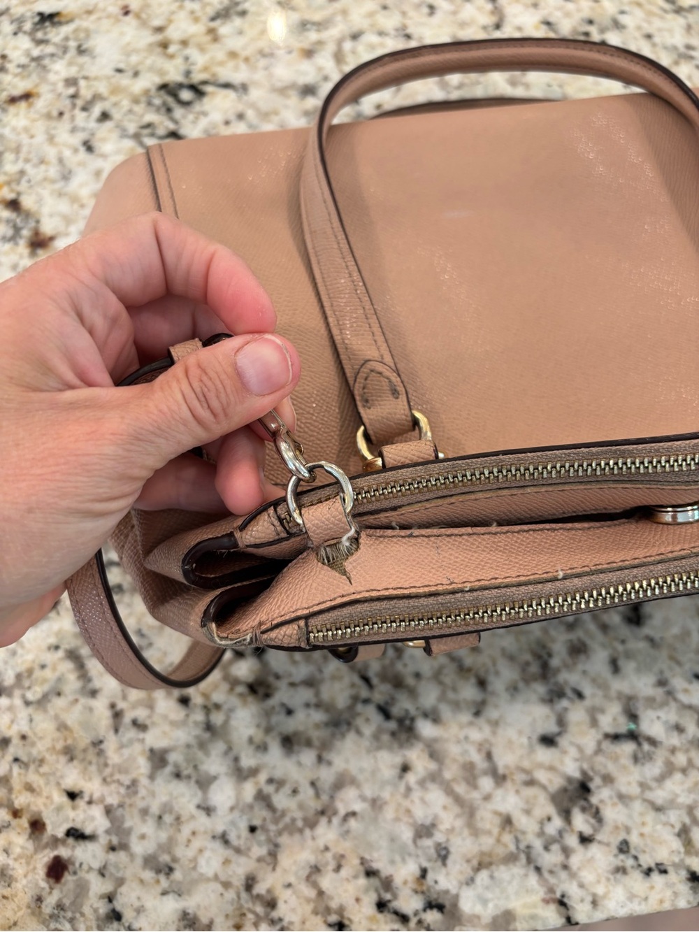 Well loved Coach shoulder purse - Picture 9 of 10